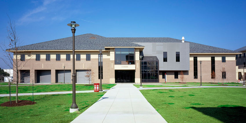 Baton Rouge Community College 100